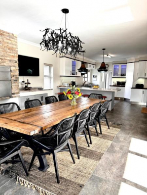 4 Bedroom Home, St Francis Links Golf Estate